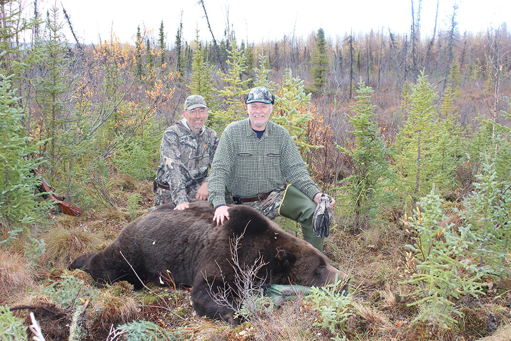 Grizzly-Hunting-in-Alaska