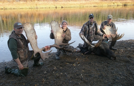 Happy-Moose-Hunters